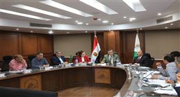 محافظ الجيزة يترأس اجتماع مجلس إدارة جهاز رعاية وتشغيل الشباب