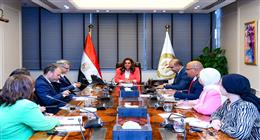 وزيرة التنمية المحلية تلتقي مدير برنامج قطاع الأعمال بالوكالة الألمانية للتعاون الدولي