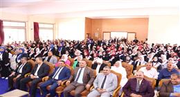 محافظ دمياط يسلم عقود المعلمين الجدد ضمن مسابقة 30 ألف معلم