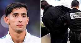 «طلب منه صورة وهاجمه».. نجم منتخب المغرب يتعرض لاعتداء في مطار بفرنسا
