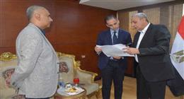 محافظ الغربية يبحث مع نائب وزير الصحة تطوير مبادرة توصيل الأدوية للمنازل