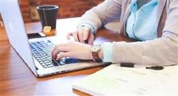 أفضل 5 وظائف يمكن العمل بها من المنزل.. مرونة وتوفير 