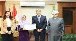 محافظ الجيزة يكرم أوائل الثانوية الأزهرية