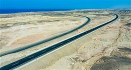 مصرع نجل مرشح لمجلس النواب وابن شقيقته في حادث على طريق مرسى علم