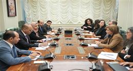 وزير العمل يبحث تنفيذ الاستراتيجية الوطنية للتشغيل مع وفد البنك الدولي