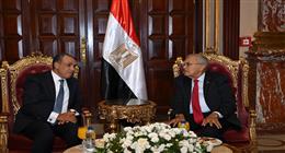 وزير الخارجية يجري زيارة ودية لرئيس مجلس الشيوخ لتقديم التهنئة
