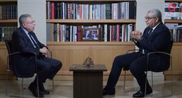 السنيورة لـ سمير عمر: سوريا كانت توزع الأدوار وحزب الله توسّع حتى سيطر على المشهد