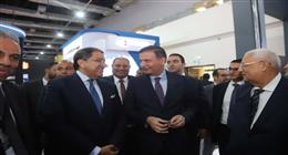 وزير الزراعة يتفقد جناح «إي فاينانس» بمعرض القاهرة الدولي للتكنولوجيا 