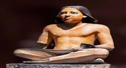 الكاتب المصري الجالس على ورقة الـ200 جنيه… ما دلالات الصورة والرمز الخالد؟