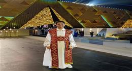 شباب الكنيسة الكاثوليكية بمصر يضيئون افتتاح المتحف المصري الكبير
