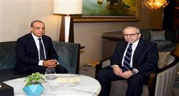 وزير الخارجية يبحث مع رئيس وزراء لبنان تطوير علاقات التعاون الاقتصادي والتجاري