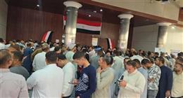  حشود أمام السفارة المصرية في الرياض للتصويت بالمرحلة الثانية من انتخابات النواب