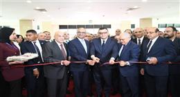 وزير الإسكان يتفقد أجنحة مؤتمر ومعرض المياه والبنية التحتية «IWWI 2025»