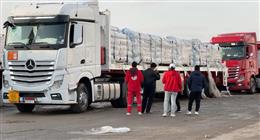 الهلال الأحمر يرسل أكثر من 12 ألف طن مساعدات إنسانية إلى غزة