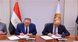 تعاون بين «العمل» و«الغرف السياحية» لتنظيم تصاريح عمل الأجانب في المنشآت السياحية