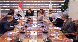 «التنمية المحلية»: برامج تدريبية للعاملين بالهلال الأحمر المصري الشهر المقبل