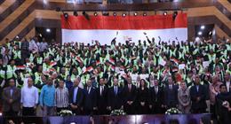 محافظ الجيزة يكرّم 170 عامل نظافة شاركوا في أعمال تجميل محيط المتحف المصري الكبير
