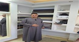 «كلها هاند ميد».. هشام الشرقاوي ترزي الجلباب الصعيدي: «فصلت جلابية عمرو أديب في 24 ساعة»