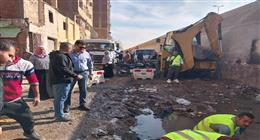 عطل مفاجئ في خط مياه الخصوص.. ورئيس الشركة يوجه بسرعة ضخ المياه للمناطق المتأثرة