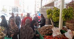 محافظ الدقهلية يؤكد استمرار عمل المعرض الدائم للسلع الغذائية يوميا 