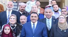 محافظ مطروح يفتتح تطوير وتوسعة مدرستين في واحة سيوة 