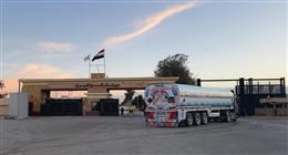 الهلال الأحمر المصري يدفع بـ10 آلاف طن مساعدات عبر قافلة «زاد العزة» الـ91 إلى غزة