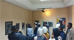 «قصور الثقافة» تفتتح معرض «تجربة شخصية» ضمن مشروع المعارض الطوافة بالأقصر