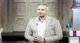 محمود فوزي السيد يكتب: أحمد سعد.. يا عزيزي أنت لست «مونولوجيست»