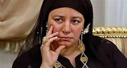 ماذا قال أشرف زكي عن علاج عبلة كامل على نفقة الدولة؟