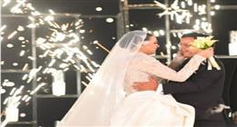 «بكاء ورقص».. مشاهد مؤثرة من حفل زفاف ابنة محمد هنيدي