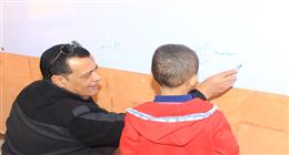 وكيل «تعليم سوهاج» يتفقد عددًا من المدارس ويفتتح طابور الصباح 