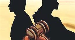 أحلام تطلب الخلع بسبب 10 جنيهات.. «استحملت جحيم 15 سنة»