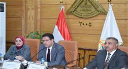 رئيس جامعة بنها يؤكد أهمية العمل على جذب الطلاب لممارسة الأنشطة المتنوعة 