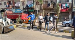 إزالة الإشغالات والحواجز الأسمنتية في شارع الثلاثيني بالإسماعيلية 