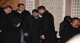 أحمد السقا يصل إلى عزاء شقيقة الزعيم عادل إمام