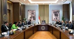 مدبولي يؤكد اهتمام الدولة بتنفيذ شبكة طرق حديثة على أعلى مستوى من الكفاءة 