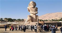 بعد عقدين من أعمال الترميم.. إزاحة الستار عن تمثالين للملك أمنحتب الثالث بالأقصر