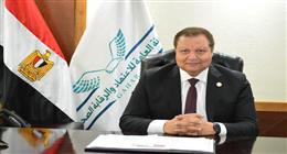 جامعة القاهرة تهنئ رئيس الهيئة العامة للرقابة الصحية بمناسبة فوزه بجائزة الطبيب العربي
