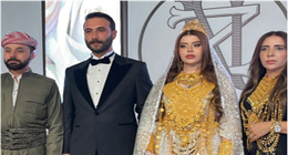 «تقلها دهب».. عروس تثير الجدل بسبب الصيغة في حفل زفافها بالعراق