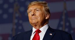 السنة الأولى لترامب بعد عودته إلى البيت الأبيض.. «ضرب في كل الاتجاهات»
