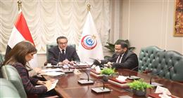 وزير الصحة يناقش مع نظيره الإسباني تبادل الخبرات لمواجهة التحديات الصحية