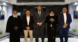 محافظ أسوان يوجّه بتسخير الإمكانيات لإنجاح زيارة البابا تواضروس الثاني