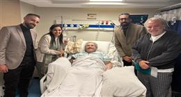 عاجل.. أول ظهور لمحيي إسماعيل من داخل العناية المركزة.. وزير الصحة يتابع حالته الصحية