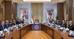 رئيس الوزراء يتابع جهود توافر الأدوية وموقف سداد مستحقات شركات الدواء