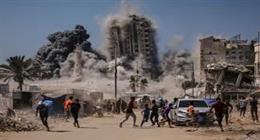 تسليم جثمان إسرائيلي محتجز بغزة.. وفرق البحث تواجه صعوبات بسبب انقطاع الكهرباء 