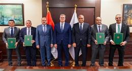 بنوك مصرية تقود تحالف مصرفي لتمويل «العلمين لمنتجات السيليكون» بقيمة 140 مليون دولار