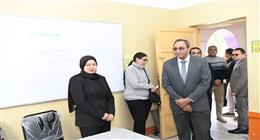 محافظ قنا يواصل جولاته الميدانية لمتابعة سير انتخابات النواب لليوم الثاني