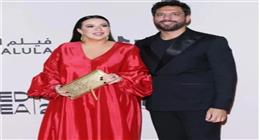 حسن الرداد وإيمي سمير غانم يكشفان عن صعوبات تربية الأطفال: «مش بتنام خالص»
