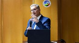 وزير البترول يلتقي كوادر هيئة الثروة المعدنية والصناعات التعدينية لبحث عدة ملفات