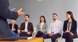 «الاتصالات»: تدريب 220 ألف موظف ضمن خطة التحول الرقمي خلال 2025